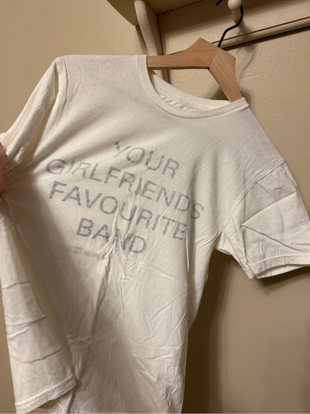 The 1975 Tee "Your Girlfriend's Favourite Band" - Picture 2 of 2